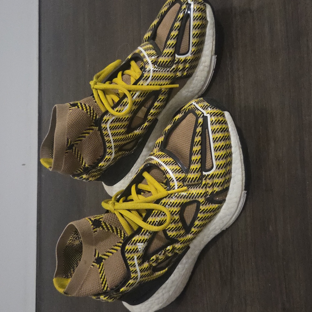 Adidas Women's Stella McCartney UltraBoost 22